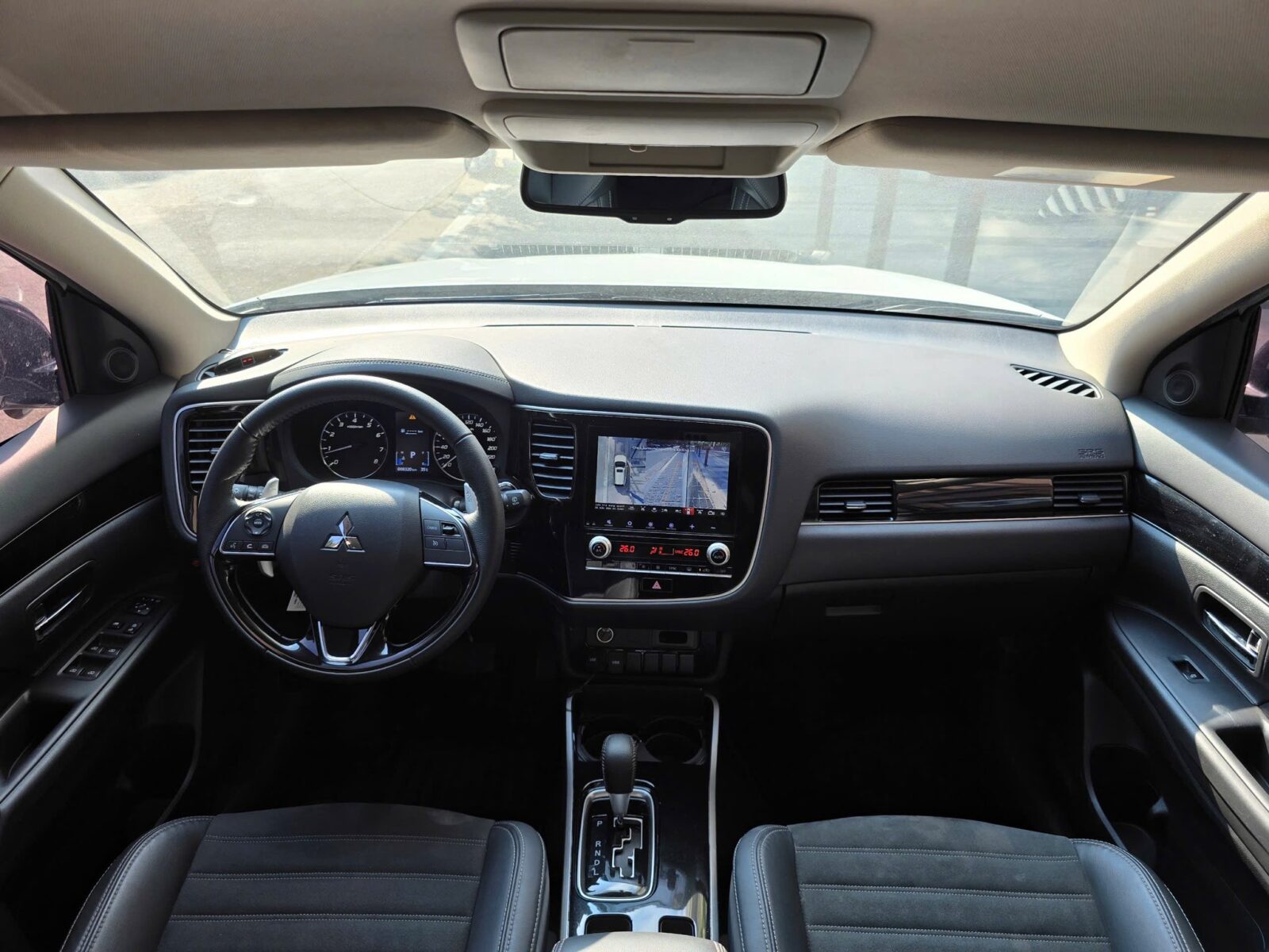 outlander 2 1 Mitsubishi Outlander – SUV 7 Chỗ Đáng Mua Nhất Phân Khúc 2025