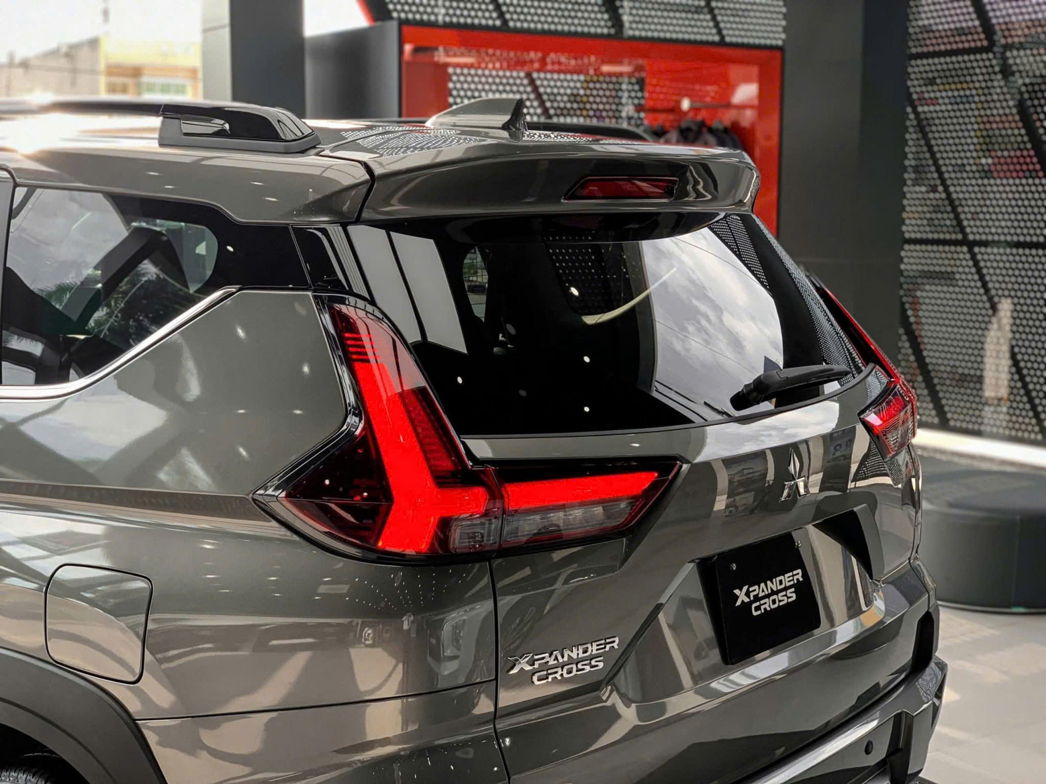 xpander 5 Mitsubishi Xpander Cross – SUV 7 Chỗ Gầm Cao Đáng Mua Nhất Trong Tầm Giá